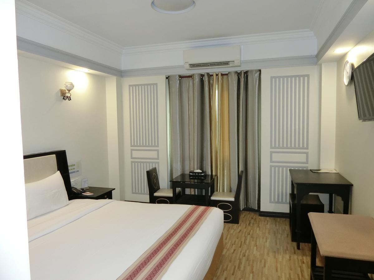 Hotel Heaven Yangon Dış mekan fotoğraf