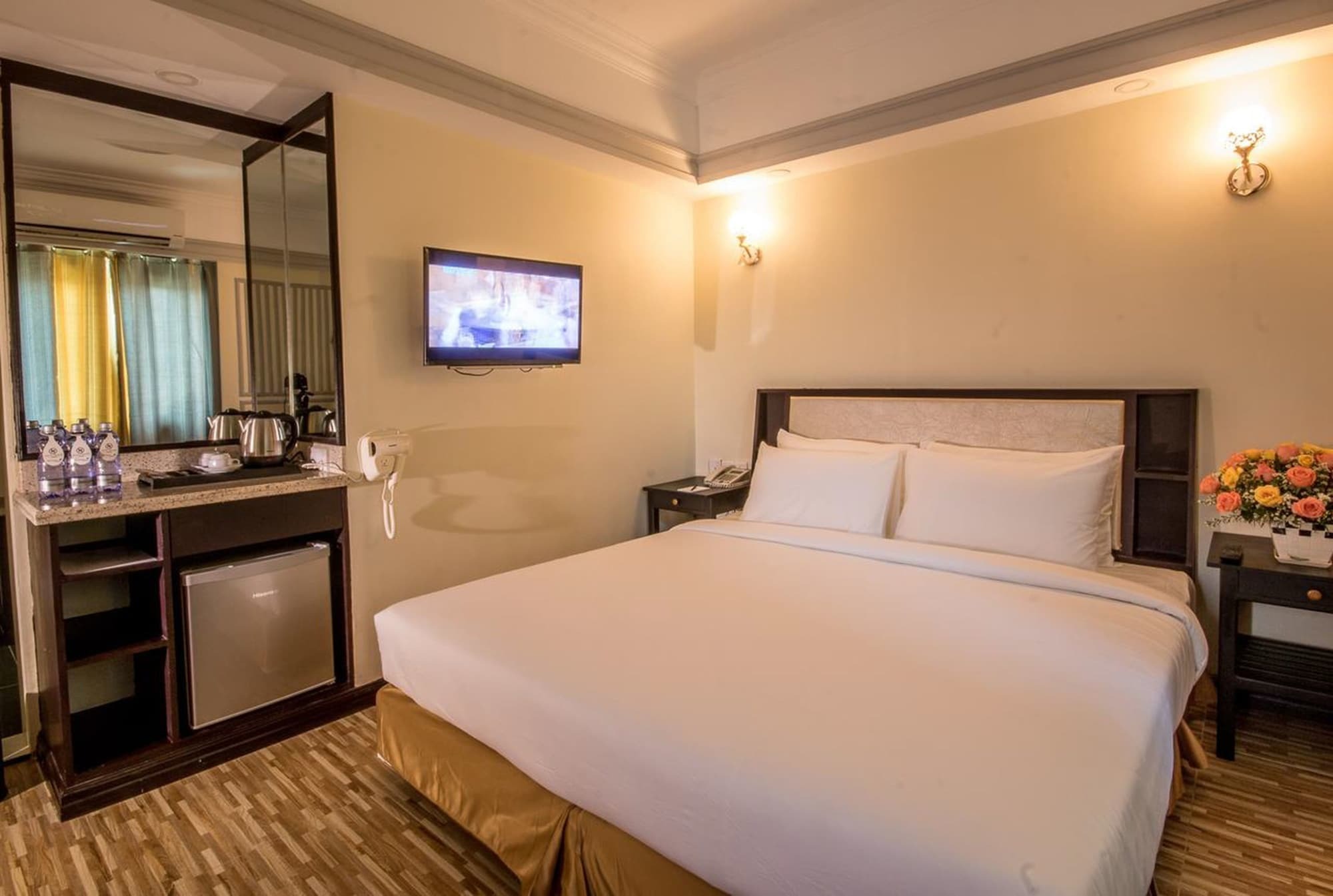 Hotel Heaven Yangon Dış mekan fotoğraf